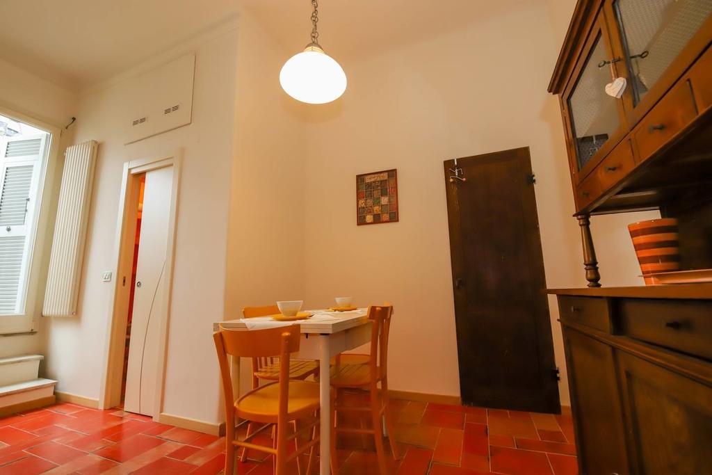 Altido Apt For 3 With Rooftop Balcony And Lovely Cityview Генуя Экстерьер фото