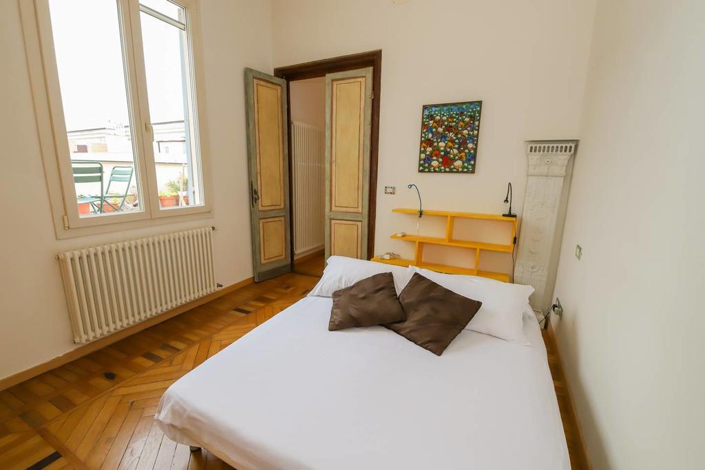 Altido Apt For 3 With Rooftop Balcony And Lovely Cityview Генуя Экстерьер фото