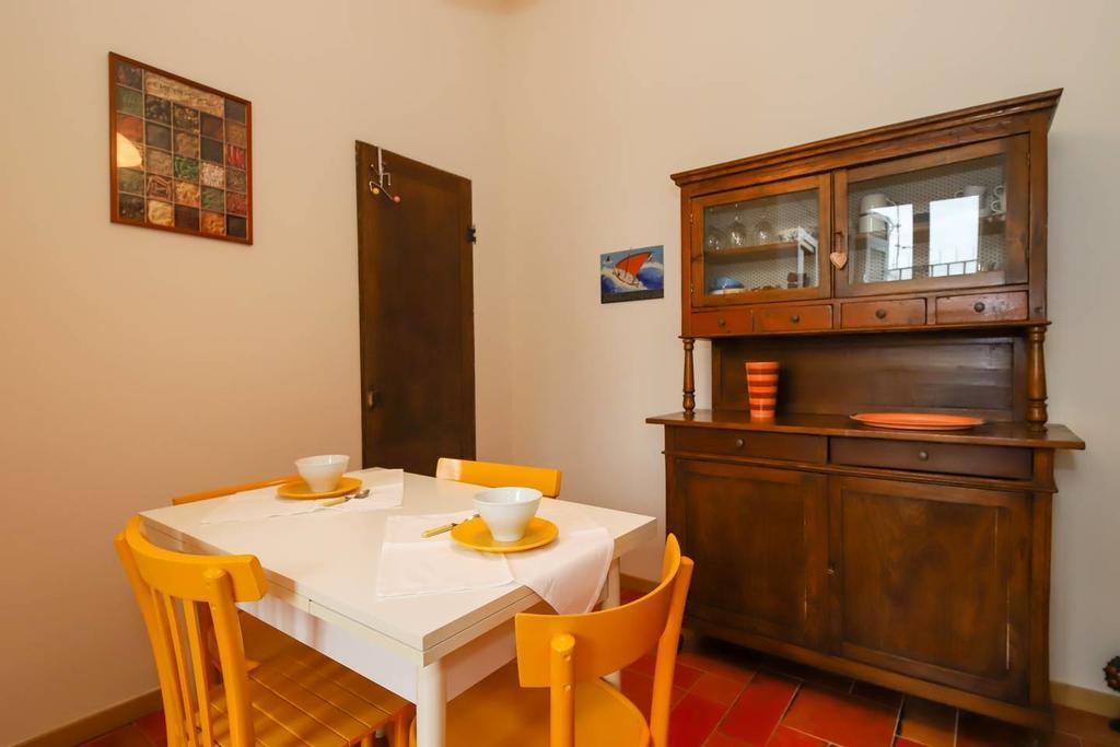 Altido Apt For 3 With Rooftop Balcony And Lovely Cityview Генуя Экстерьер фото